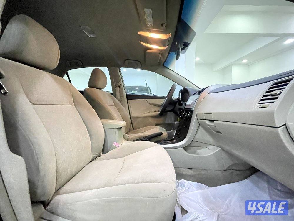 تويوتا كورولا 2013 بحالة ممتازة10