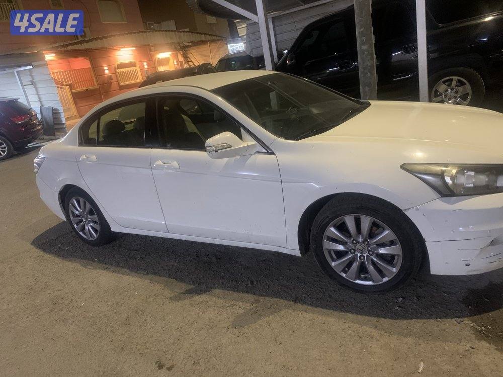 للبيع اكورد20128