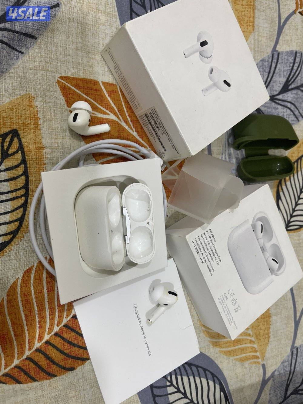 سماعة أبل ايربود برو 1 نظيفة وشغالة تمام مع الكفر والكرتون والواير2