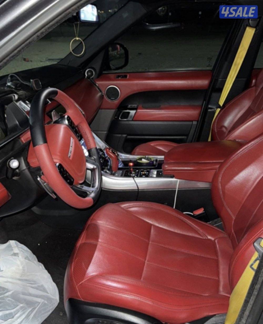 للبيع رنج روفر سبورت V8 سوبر شارج داخليه نضيفه جدا اللون احمر1