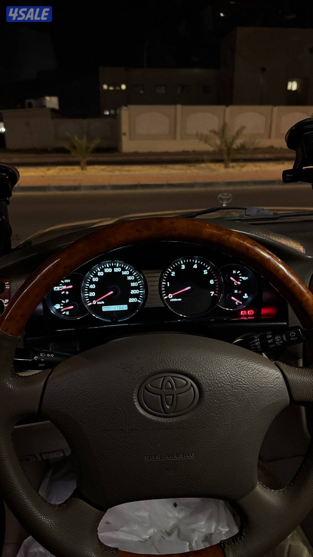 للبيع لاندكروزر 20035