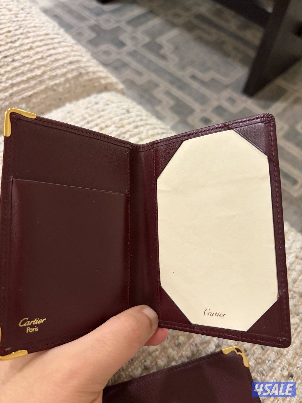 للبيع مجموعه اصلي  كارتير جلديات مستعملين2
