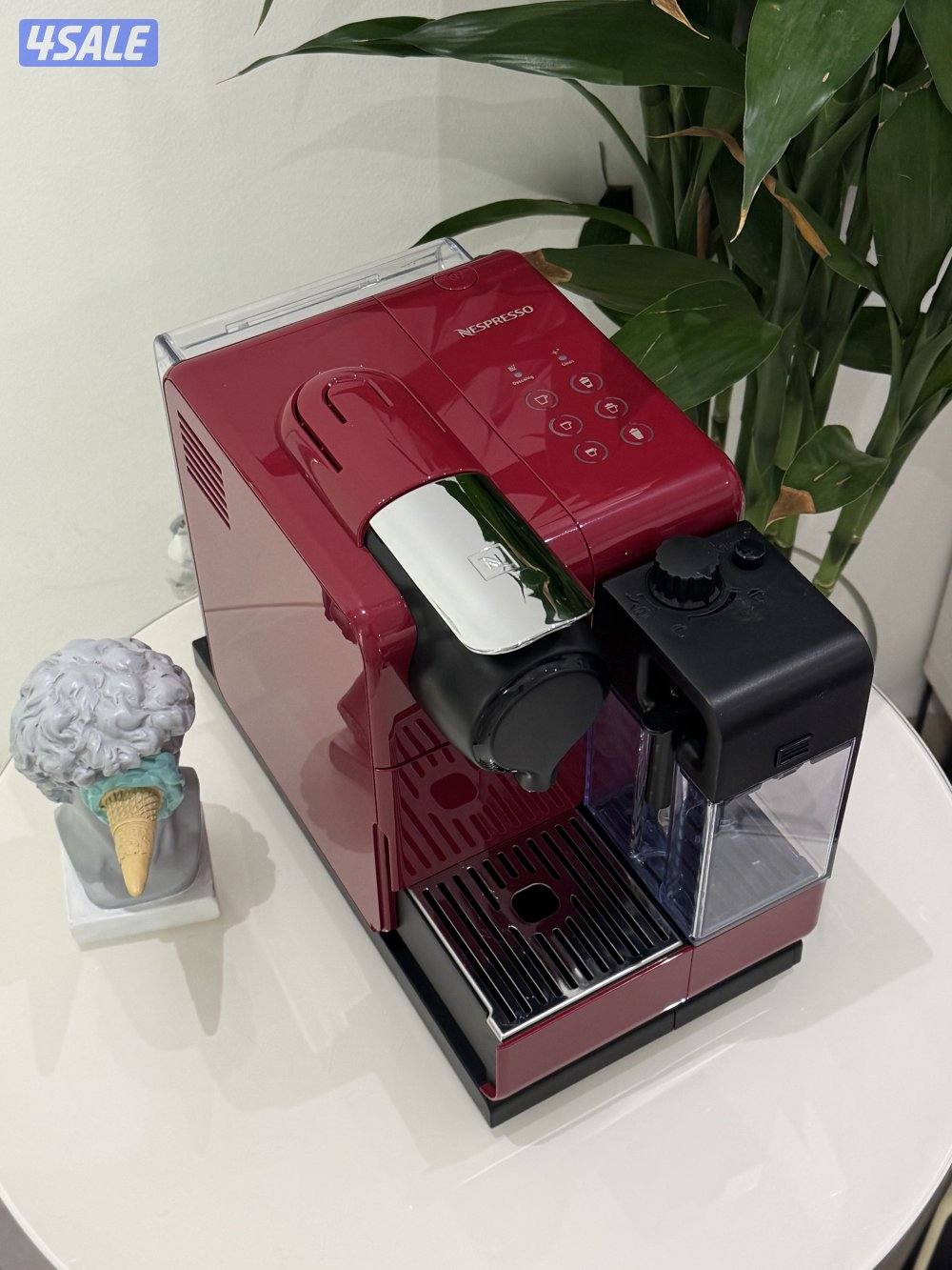 مكينه قهوه نسبريو وحليب شبه جديده0