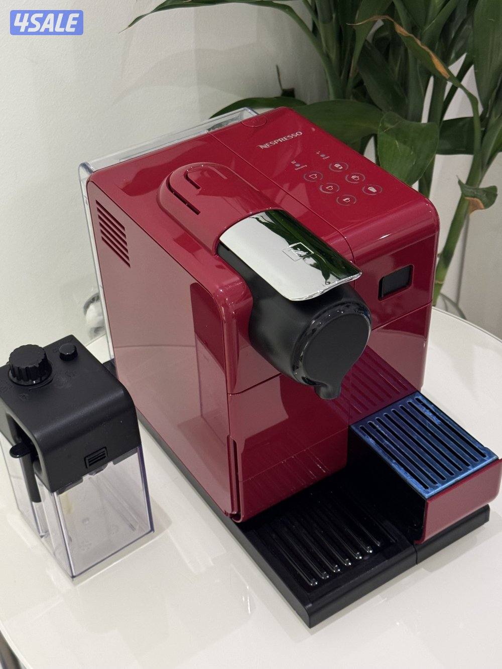 مكينه قهوه نسبريو وحليب شبه جديده1