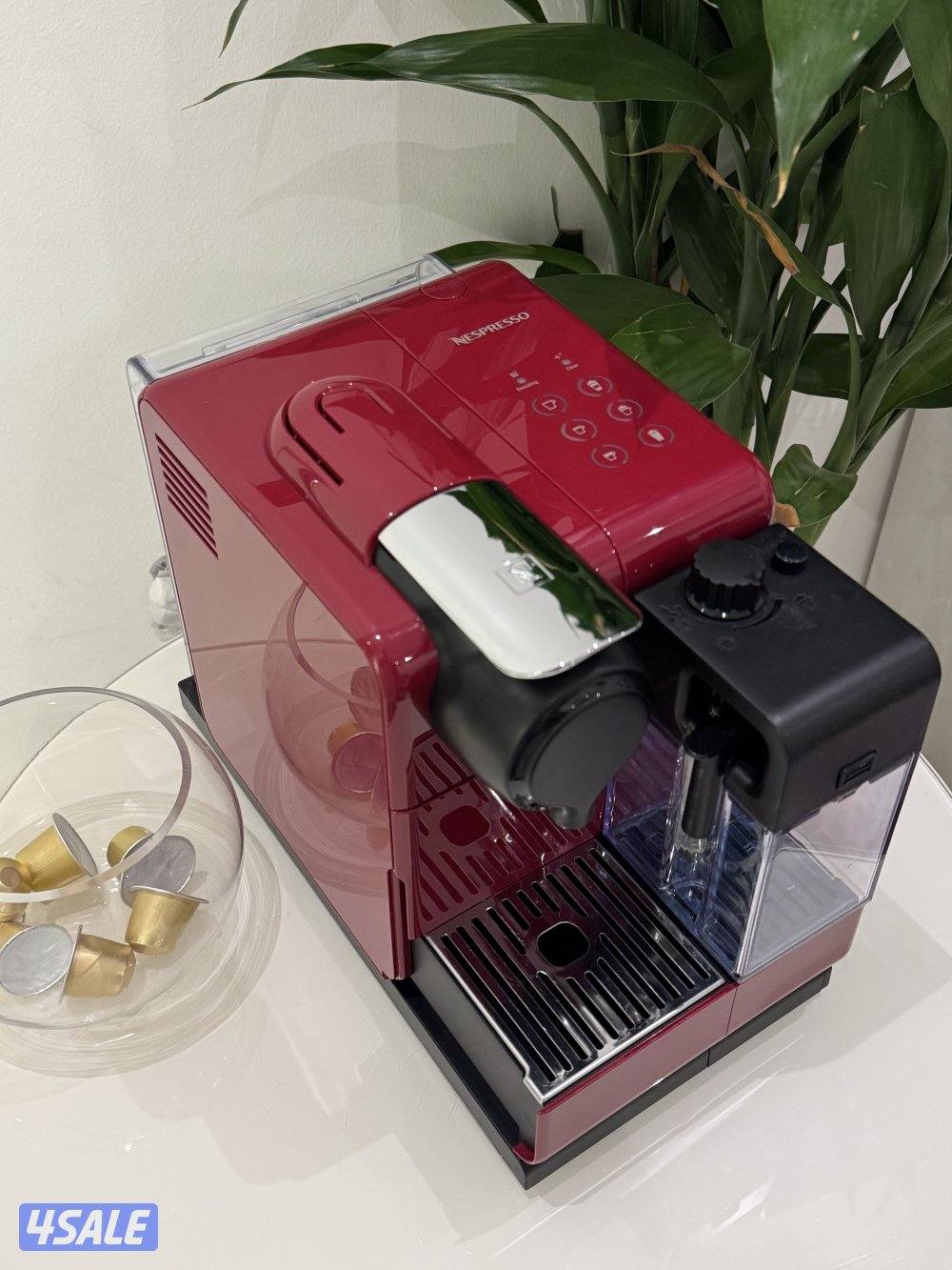 مكينه قهوه نسبريو وحليب شبه جديده4