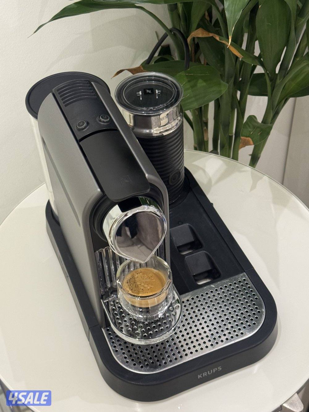 مكينه قهوه مع جهاز حليب8