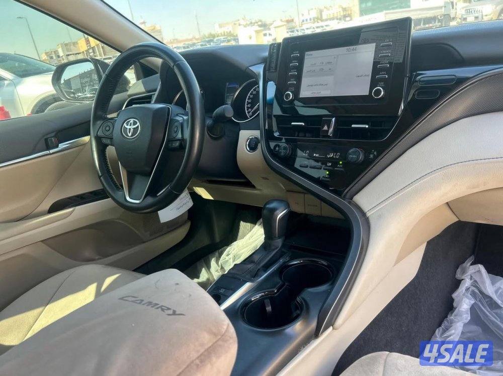 كامري 2024 GLE فتحة3