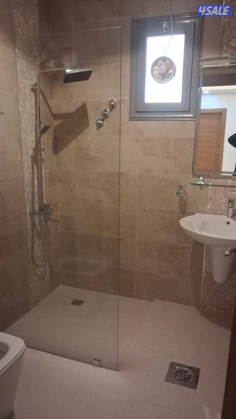 للمعاريس كويتيين فقط وممنوع الوسطاء0