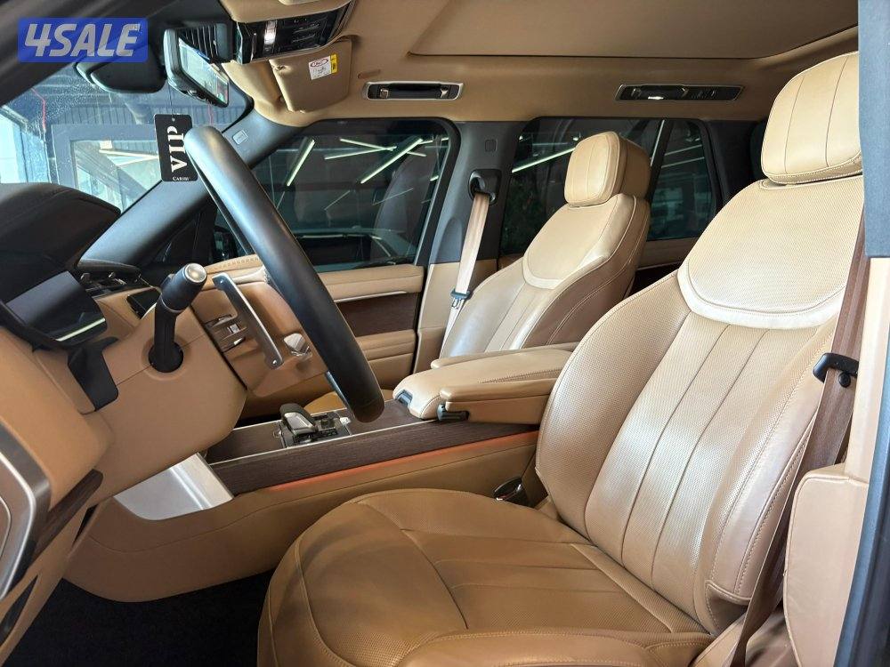 رنج روفر HSE V61