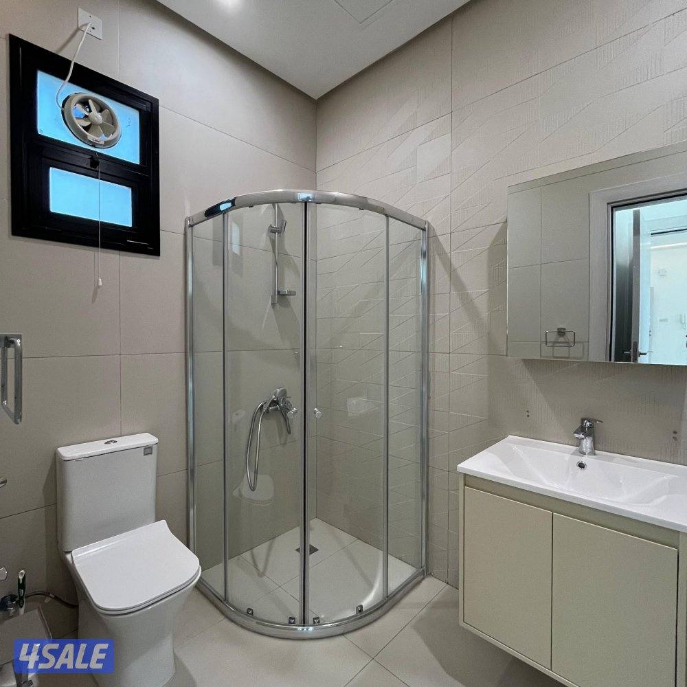 شقة أول ساكن للإيجار في صباح السالم قطعة 16