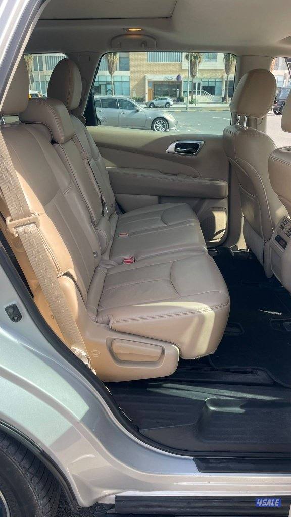 Nissan Pathfinder – 2018 – نيسان باثفايندر نظيفة وخالية من الحوادث8