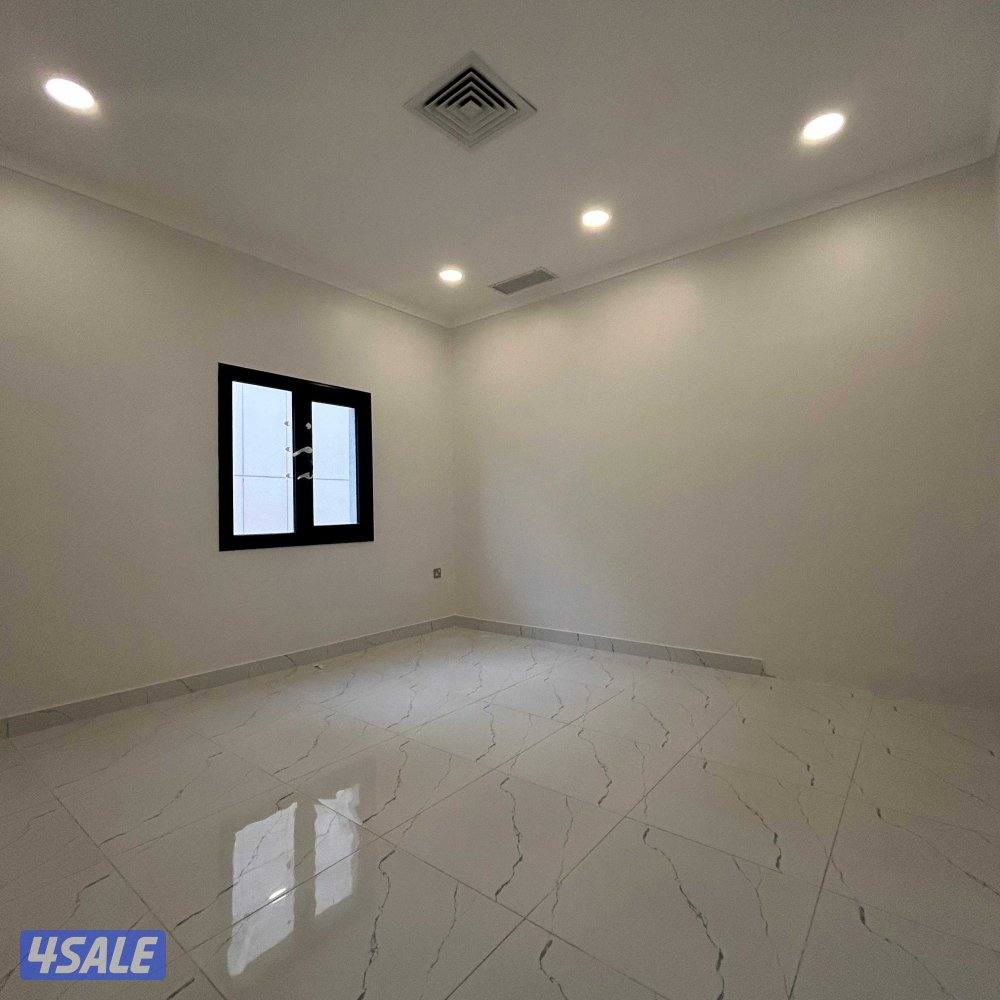 شقة سكنية للإيجار في الأندلس قطعة 32