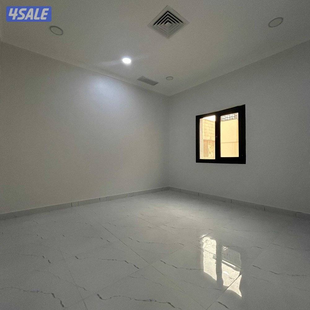 شقة سكنية للإيجار في الأندلس قطعة 34