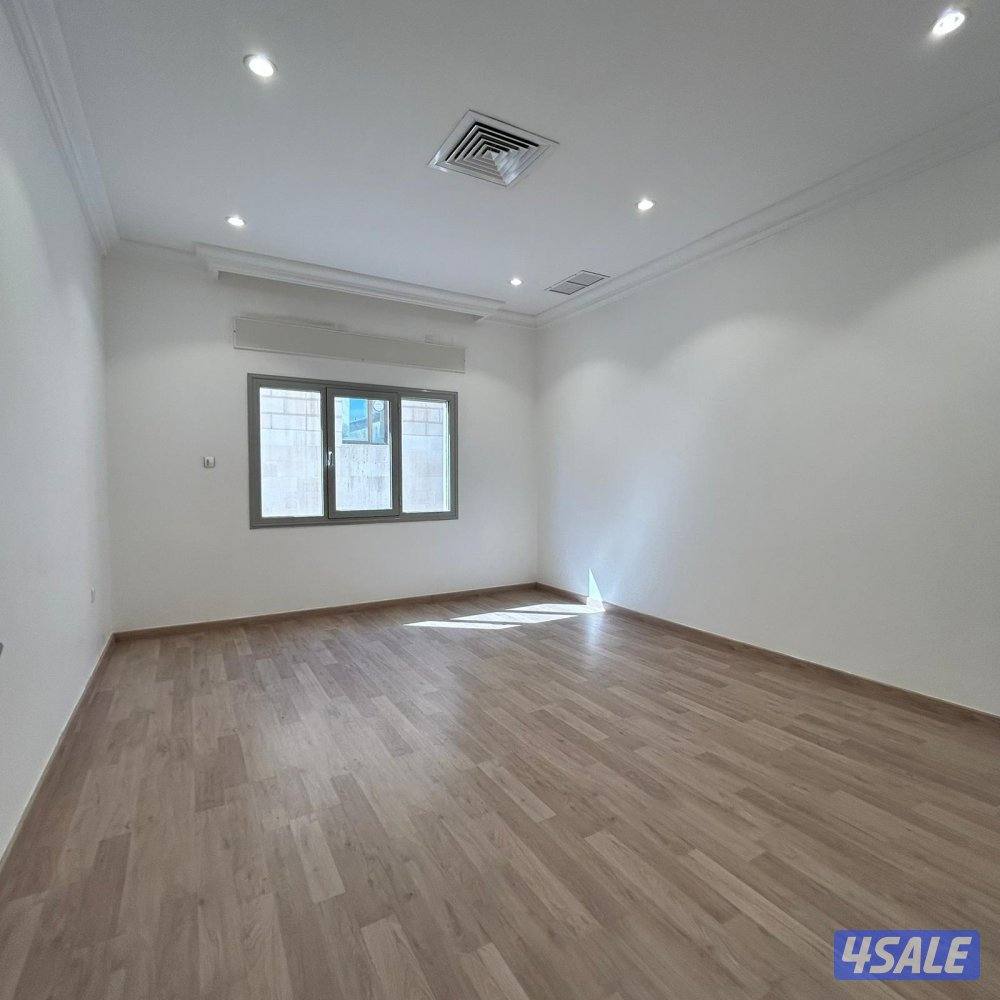 شقة سكنيه للإيجار في النزهة قطعة 33