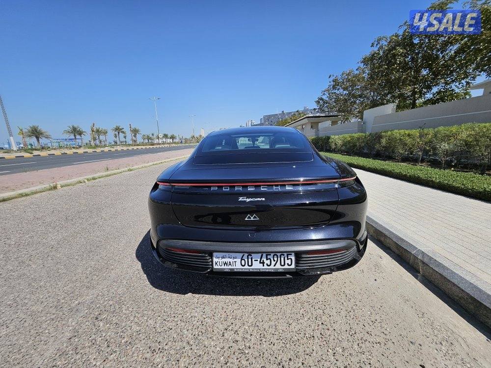Porsche Taycan2