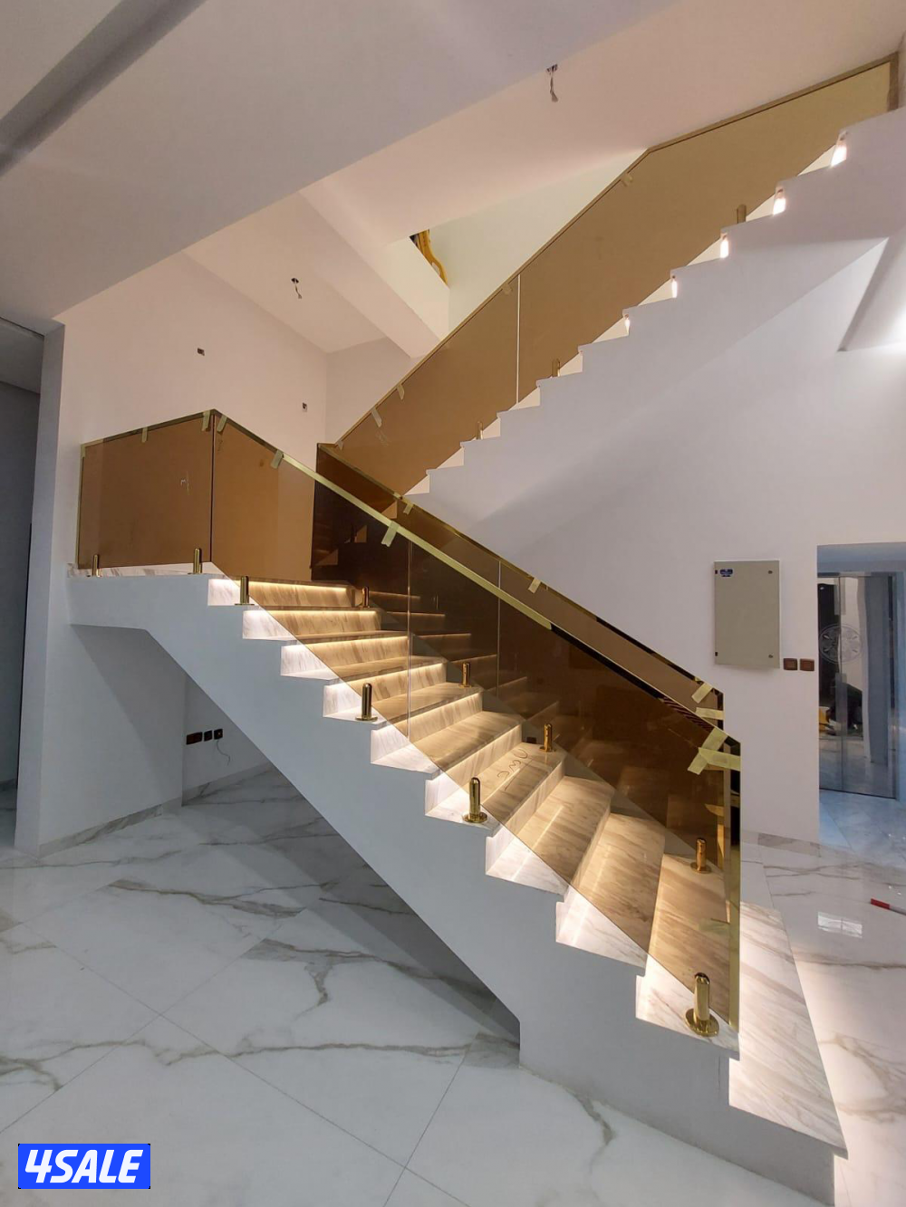 فني زجاج سكريت واجهات شاور بكس مرايات قواطع كافة اعمال الزجاج8