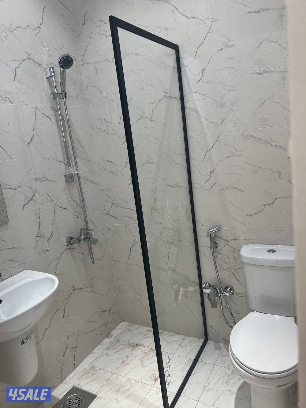 تركيب جميع أنواع الزجاج والمرايا شاور بكس طاوله طعام ديوانيه1