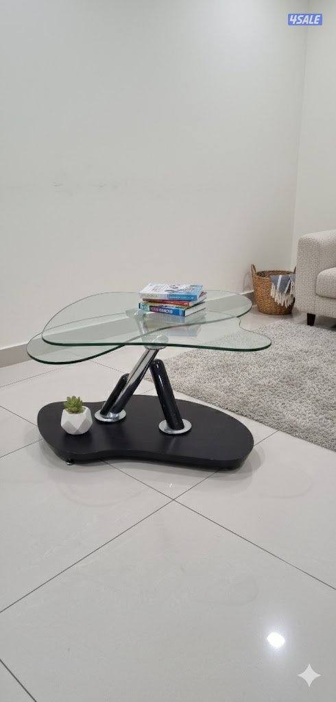 Modern 3-Tier Swivel Coffee Table قهوة مودرن

قابل للتفاوض0