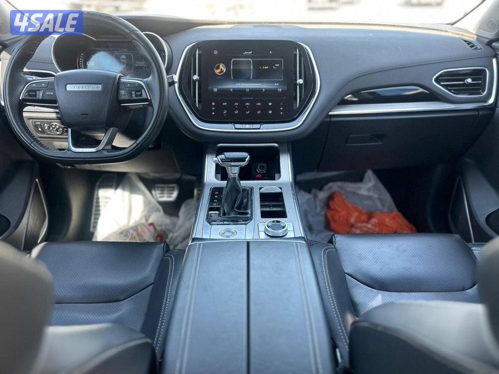 X70 JETOUR موديل 2023 ماشى 66.000 k.m   وارد الكويت .صبغ وكالة4