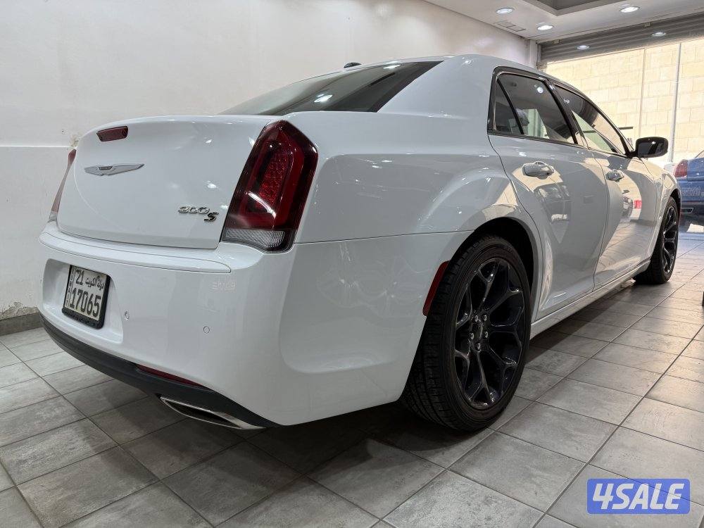 Chrysler 300S كرايسلر1