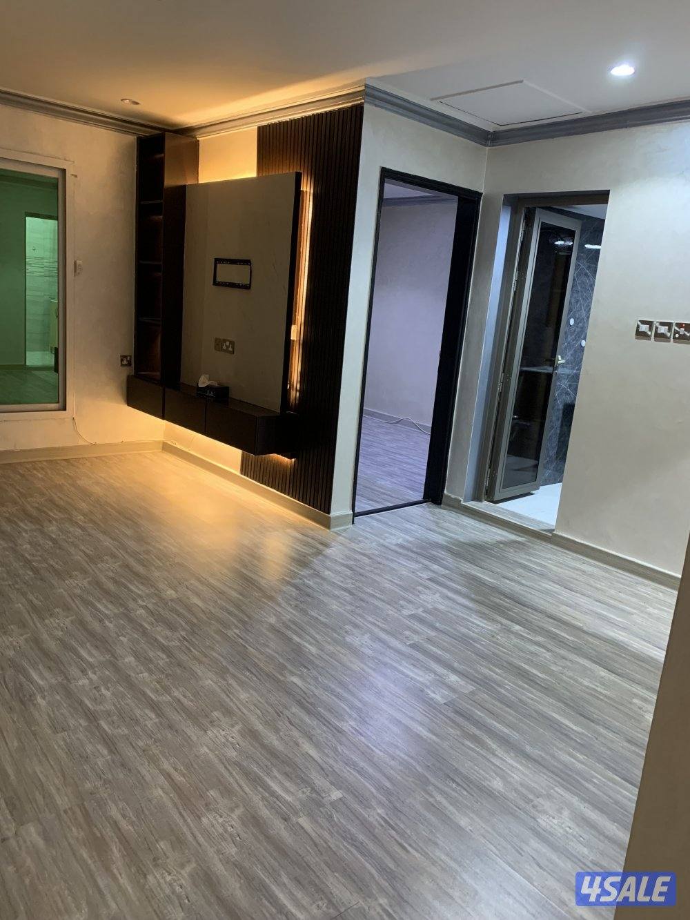 شقق للايجار خلو وفاضي غرفة وصالة ومطبخ وحمام تشطيب سوبر لوكس 🚙🚗15