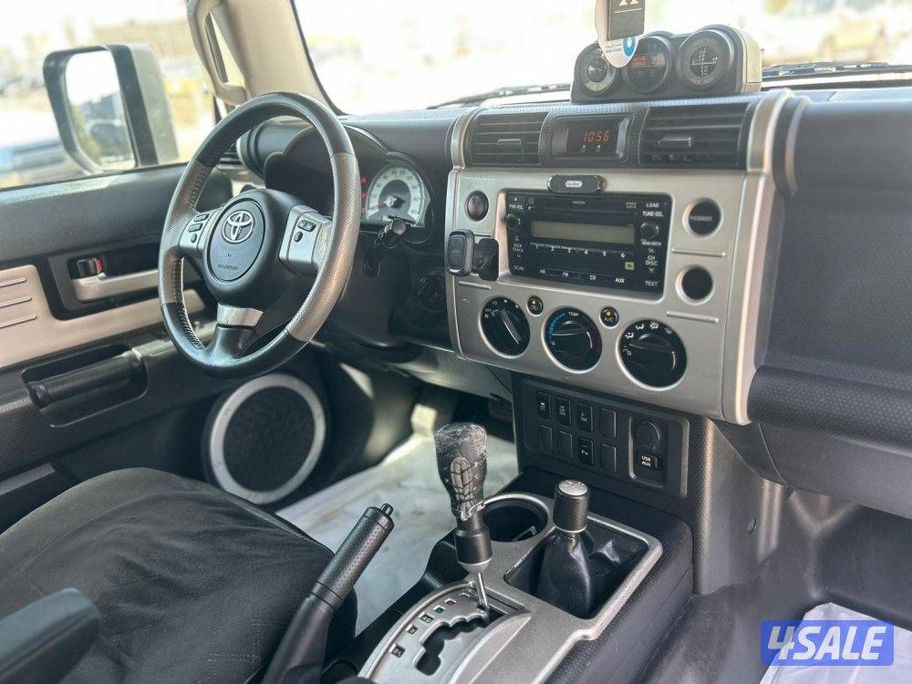 تويوتا FJ cruiser موديل 2017 ماشي 355.000 k.m وارد الساير.صبغ وكالةً7