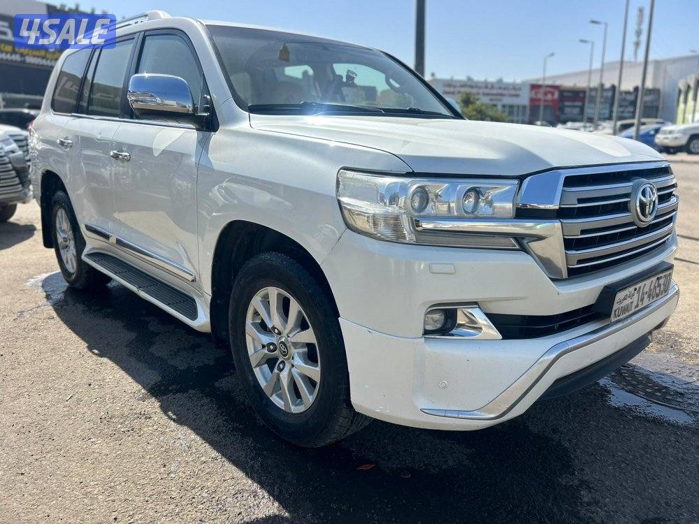 تويوتا لاند كروزر GX.R-V8 موديل 2016 ماشى 390.000 k.m وارد الساير .1