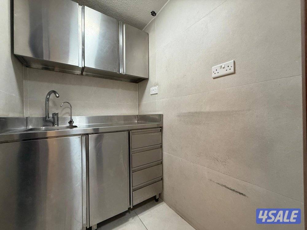 مجمع تجاري راقي - للشركات التجاريه وبيئه أعمال مثاليه - مساحات مميزه4