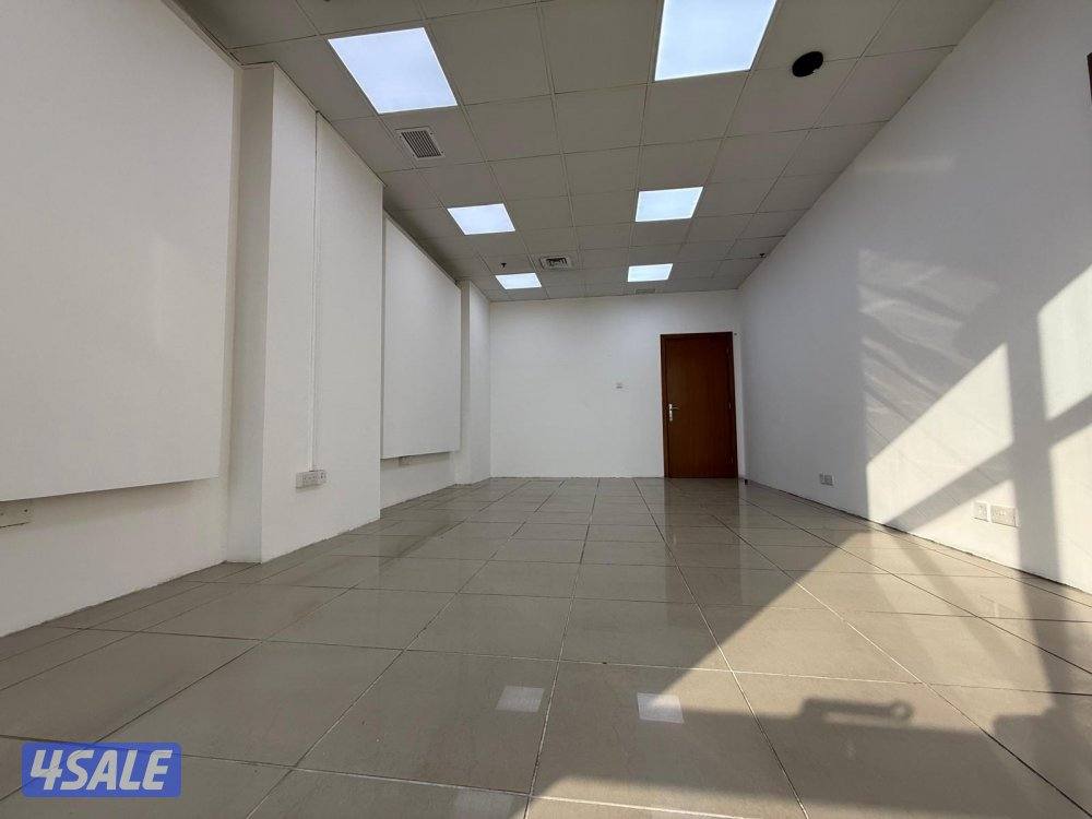 مجمع تجاري راقي - للشركات التجاريه وبيئه أعمال مثاليه - مساحات مميزه9