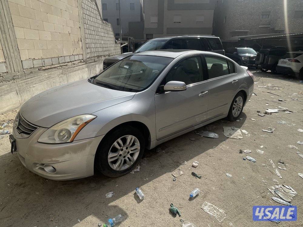 التيما ٢٠١١ سلفر وارد الكويت الحالة شبه نظيفة4