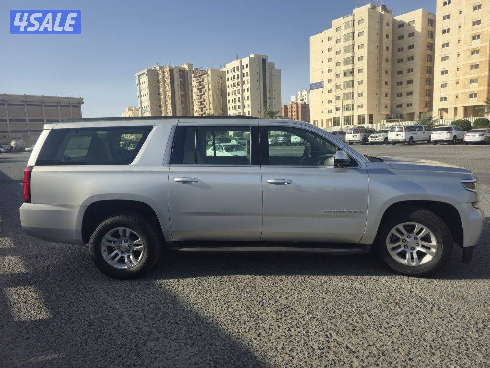 Chevrolet Suburban long 2017 model 87,000 km accident free.4