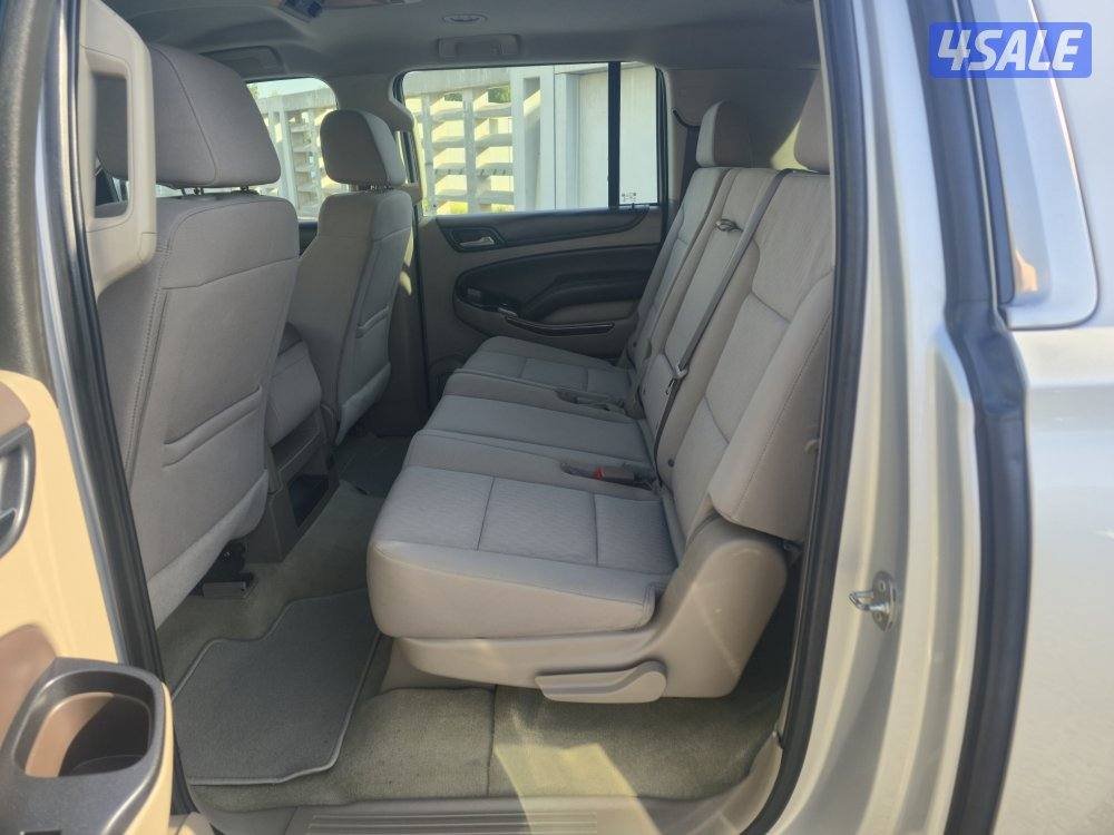 Chevrolet Suburban long 2017 model 87,000 km accident free.11
