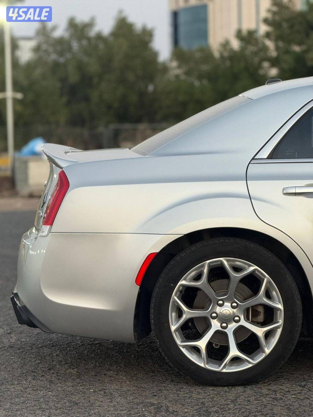 كرايزلر هيمي 5.7L V8موديل 2021 ماشي 60 الف2