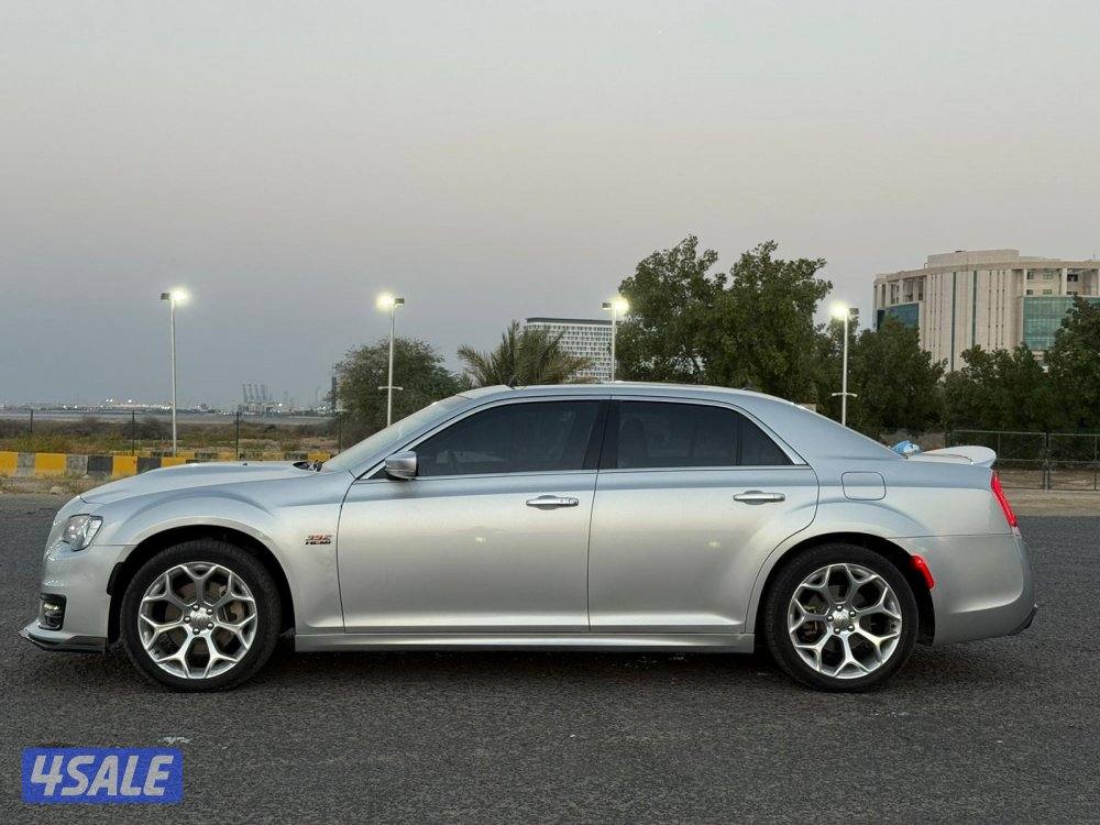 كرايزلر هيمي 5.7L V8موديل 2021 ماشي 60 الف7