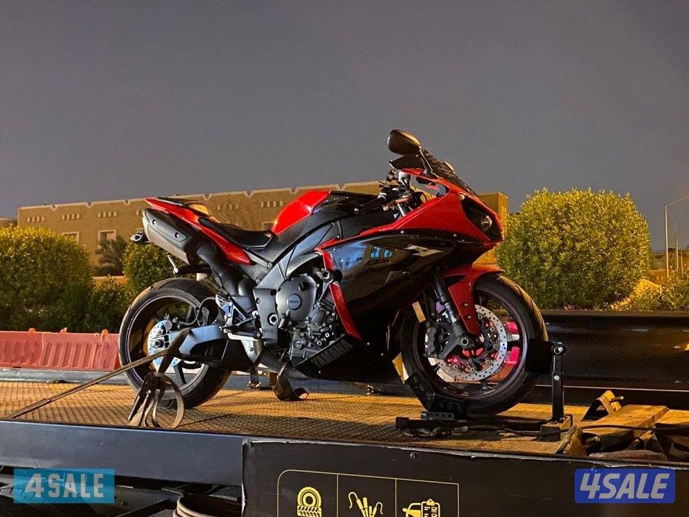 للبيع ياماها R1 نظيف0