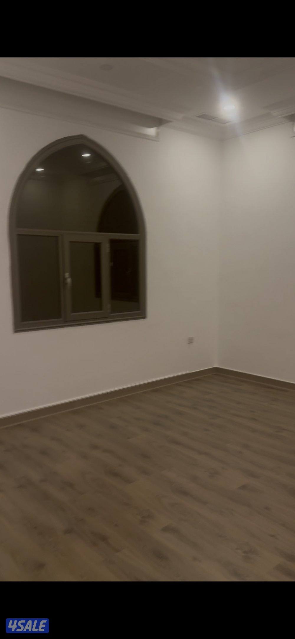 جابر لاحمد قطعة 7 مطلوب معاريس او طفل5