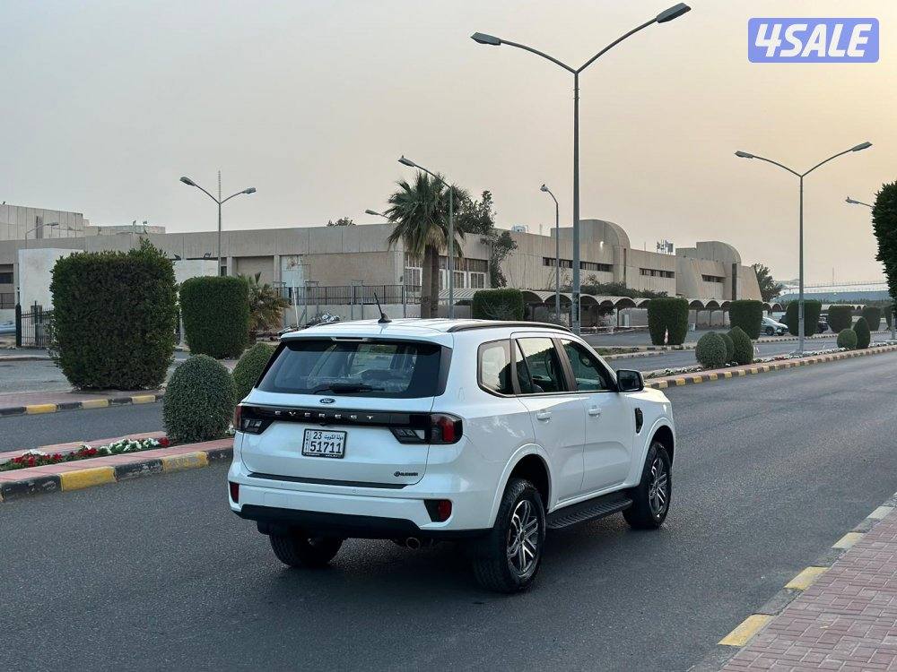 جيب فورد ايفرست موديل 2025 دبل قير3