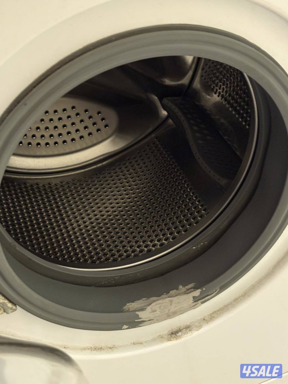 غساله مستعمله اوتوماتيك ماركة midea شغال و نظيفه و فيها صوت خفيف3