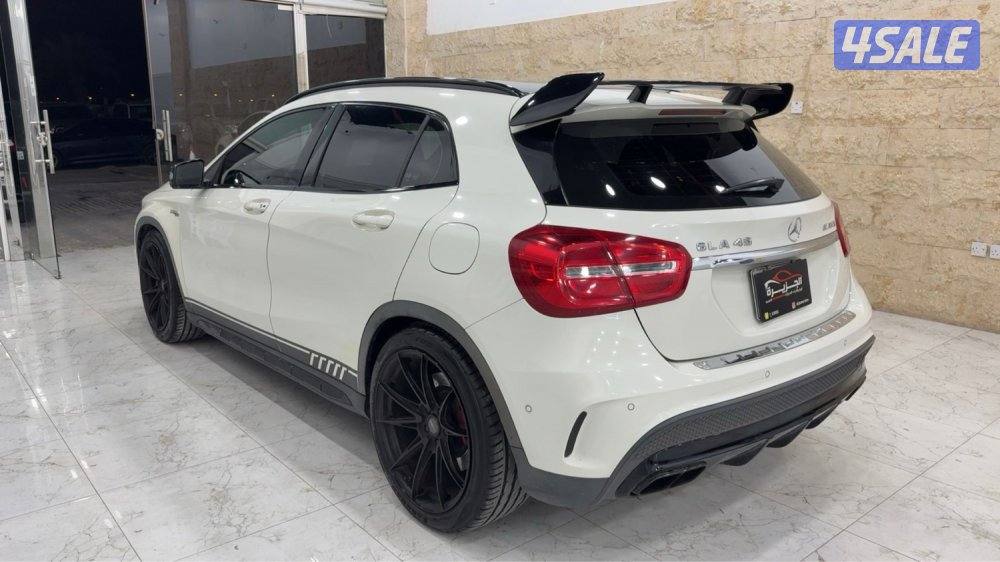 للبيع مرسيد GLA . 20153