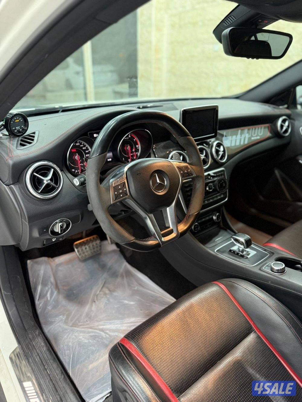 للبيع مرسيد GLA . 20154