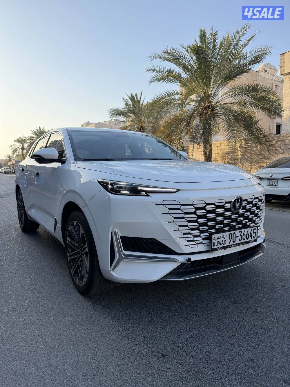 بحاله كالجديدة UNI-K0