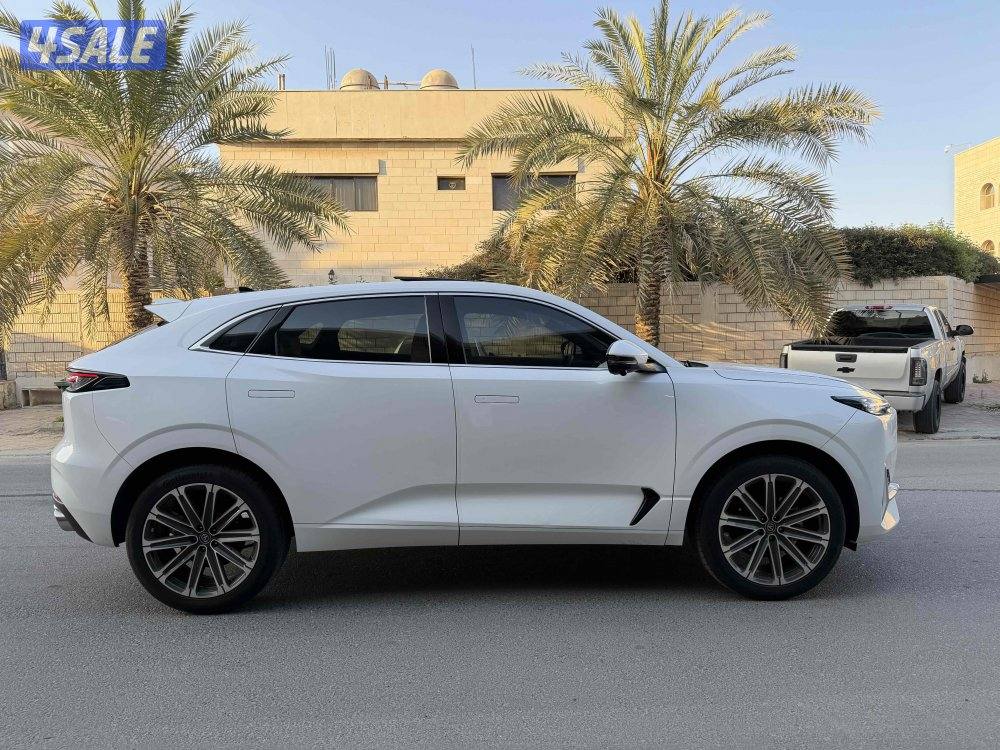 بحاله كالجديدة UNI-K7