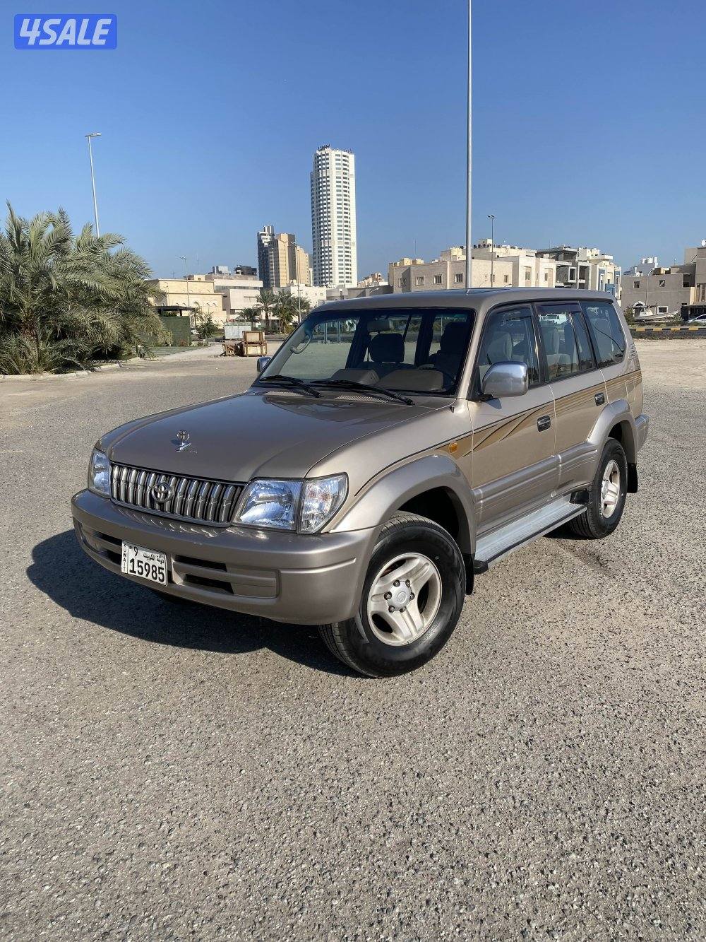2000 Prado0