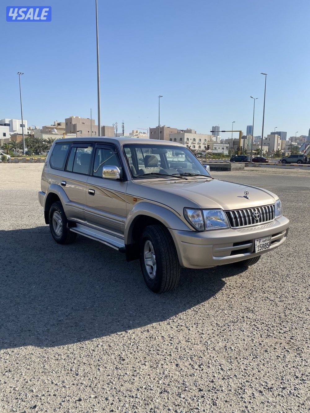2000 Prado8