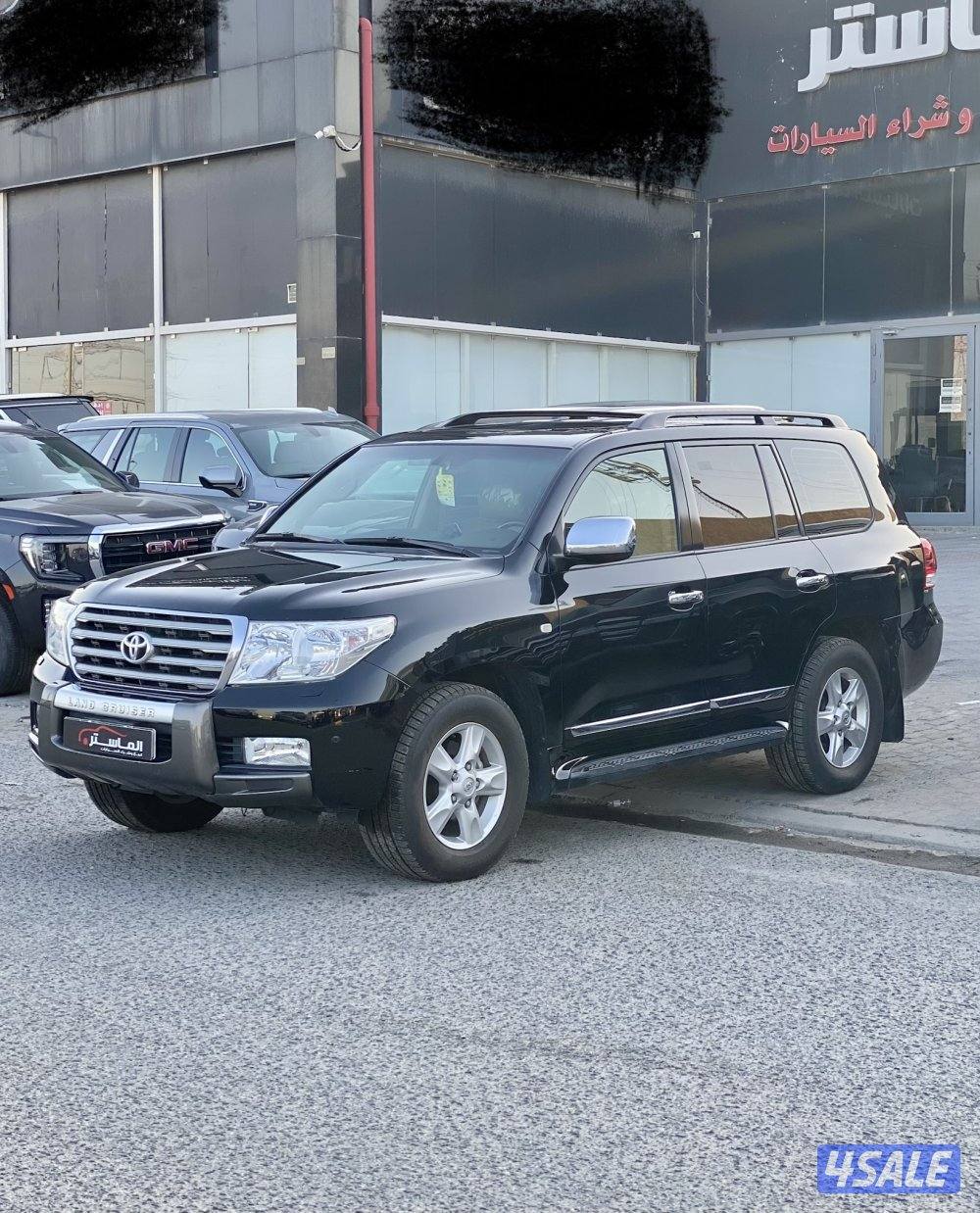 لاند كروزر VXR الساير موديل 2010 عداد 1462