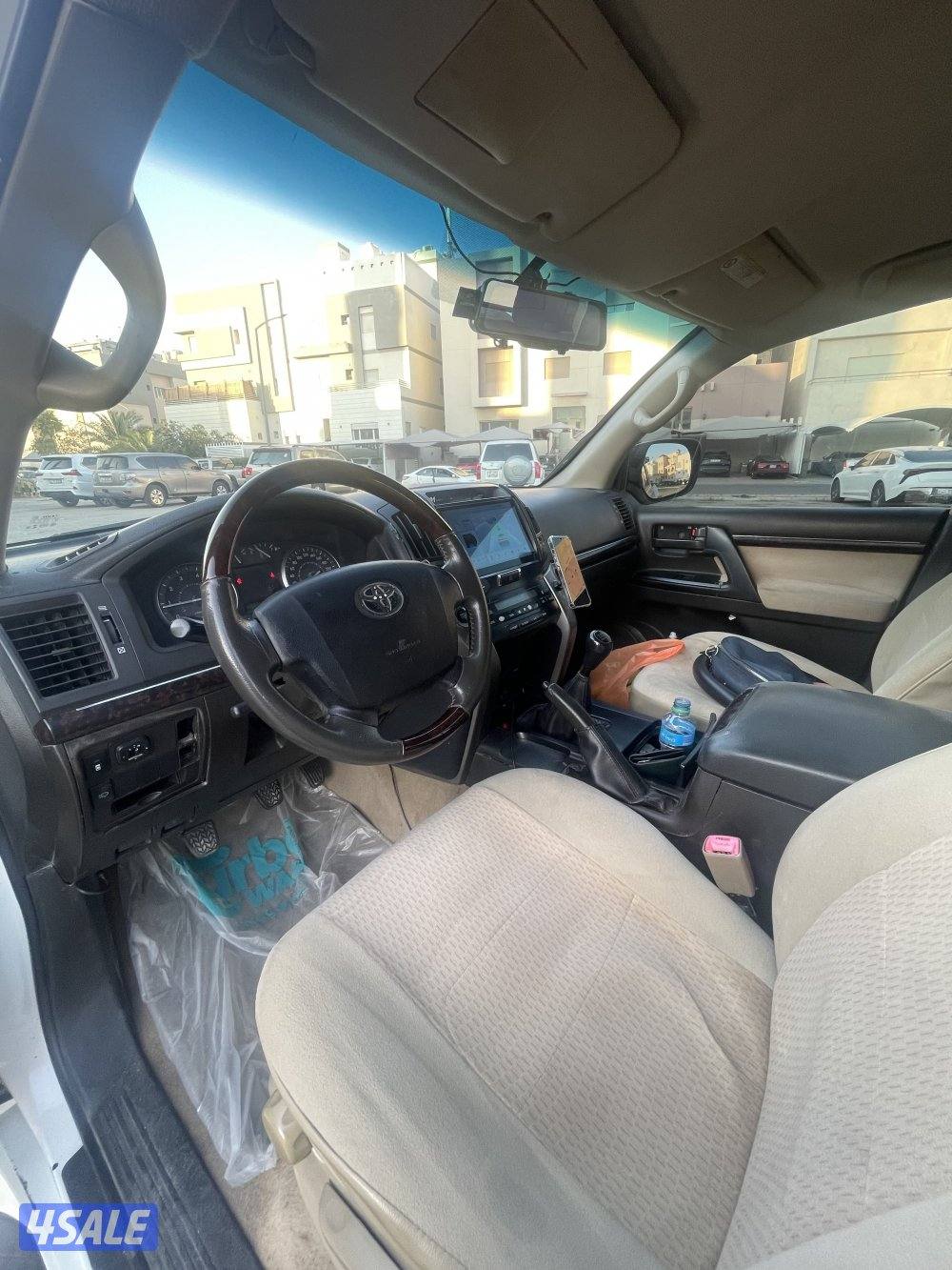 للبيع لاندكروز ( قير عادي )5