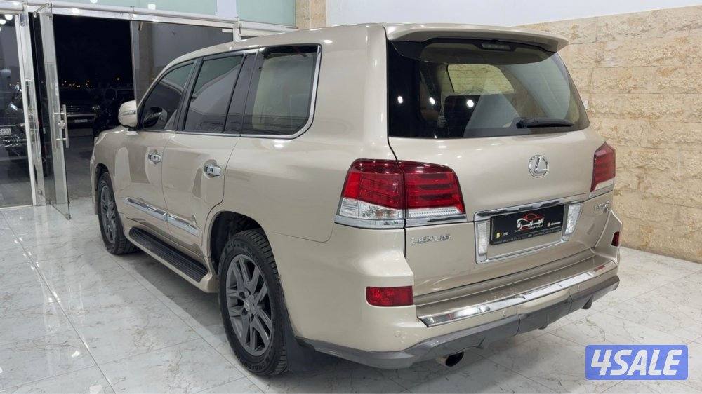 للبيع جيب لكزس سبورت 20143