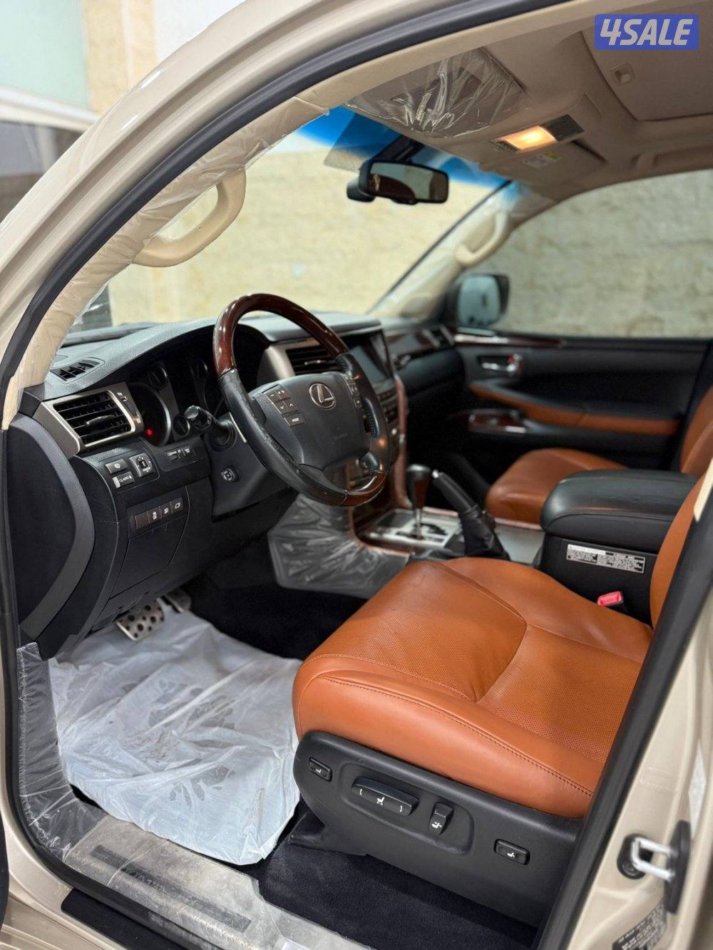 للبيع جيب لكزس سبورت 20145