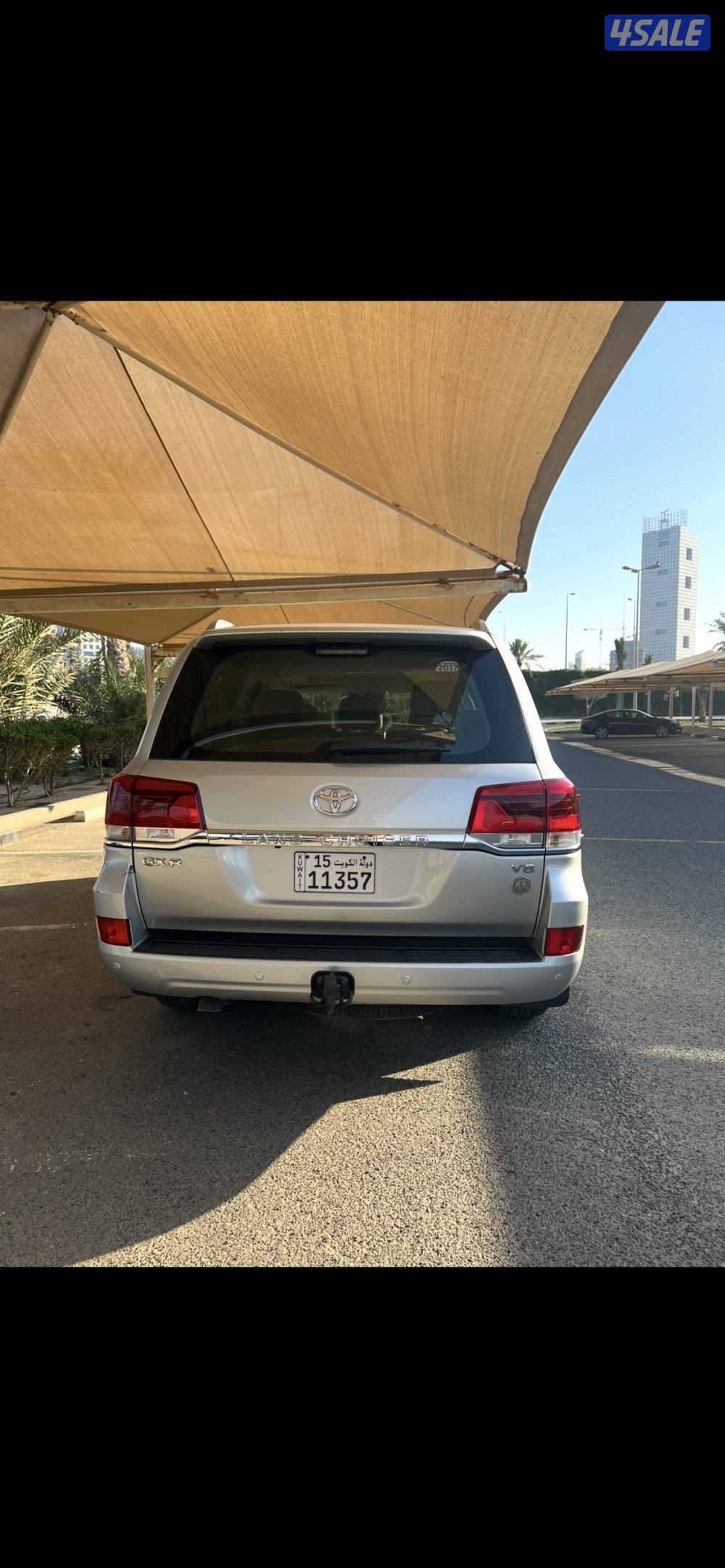 للبيع لاند كروزر موديل 2017 وارد الساير gxr سلندر85