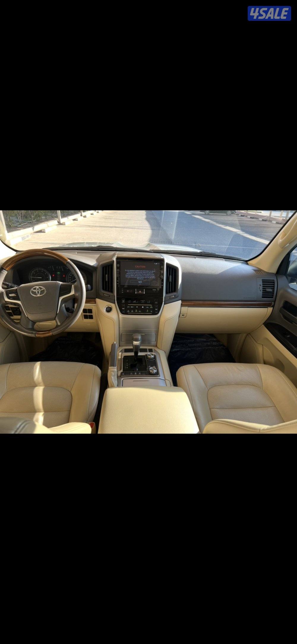 للبيع لاند كروزر موديل 2017 وارد الساير gxr سلندر88